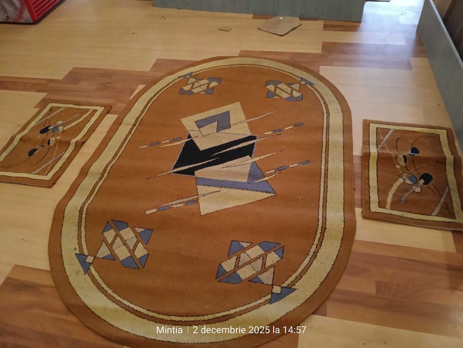 Covor maro oval  2,25 m