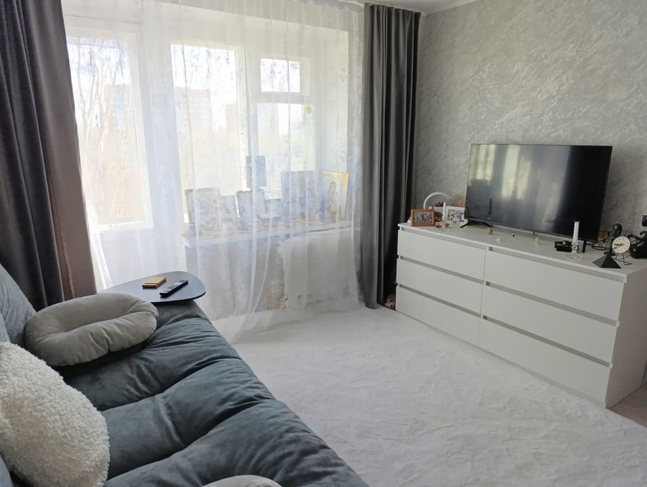 Продам 1ю квартиру не дорого с мебелью и техникой