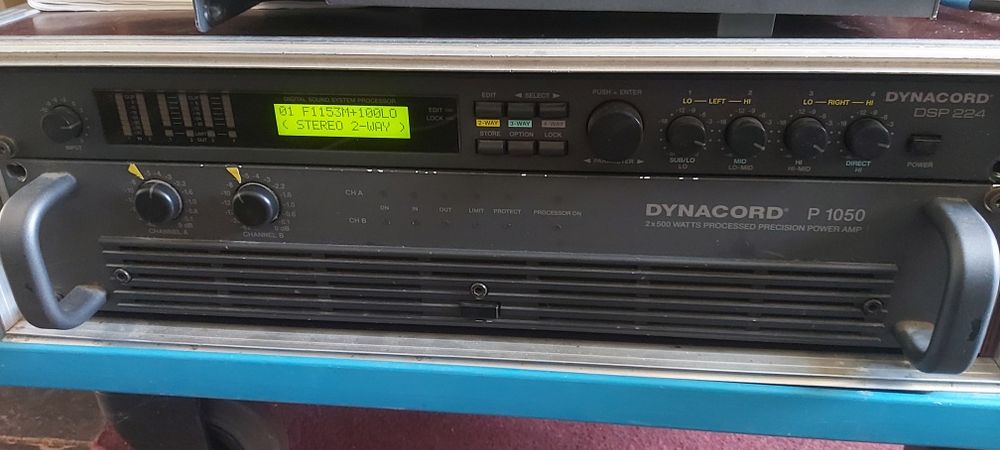 Vând boxe mixer și amplificator Dynacord