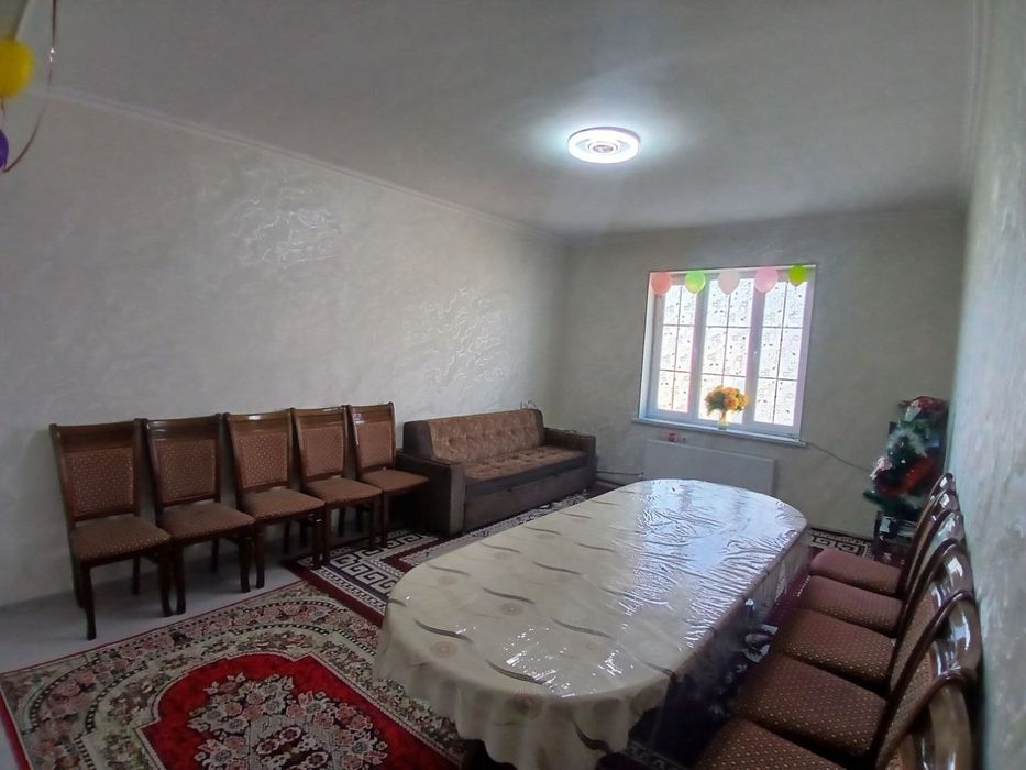 Kivartira sotiladi Gishtli 2 honali yangi zo'r