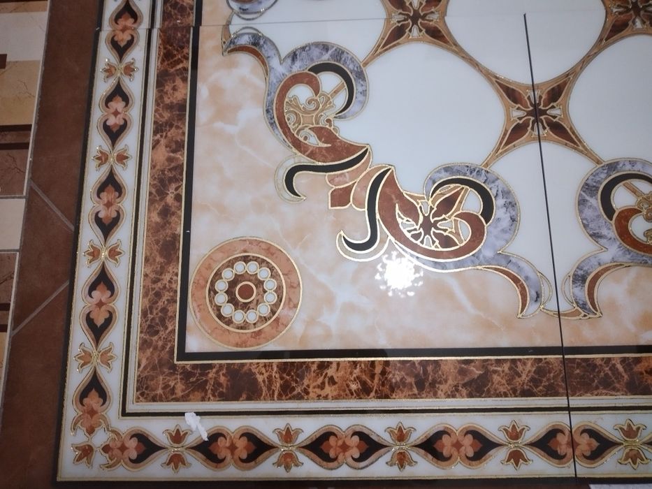 Продам  Панно кафель