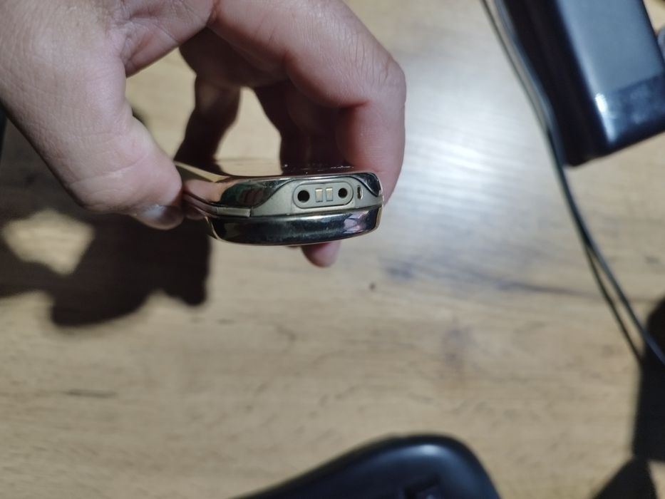 Nokia 8800d arignali emeyka