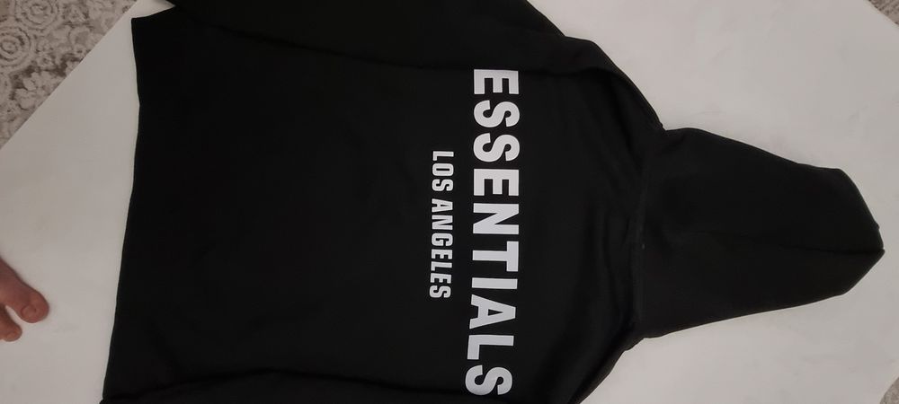 Качественное худи essentials