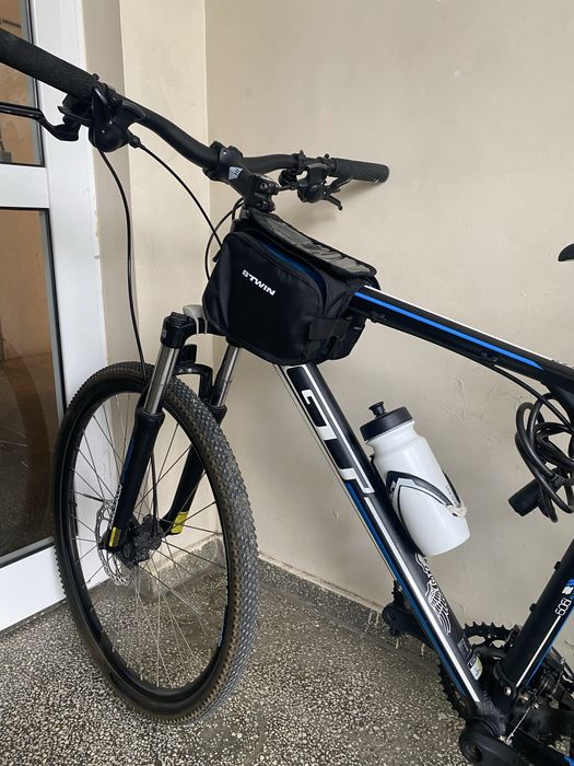 Vand bicicleta MTB ca nouă cadru L