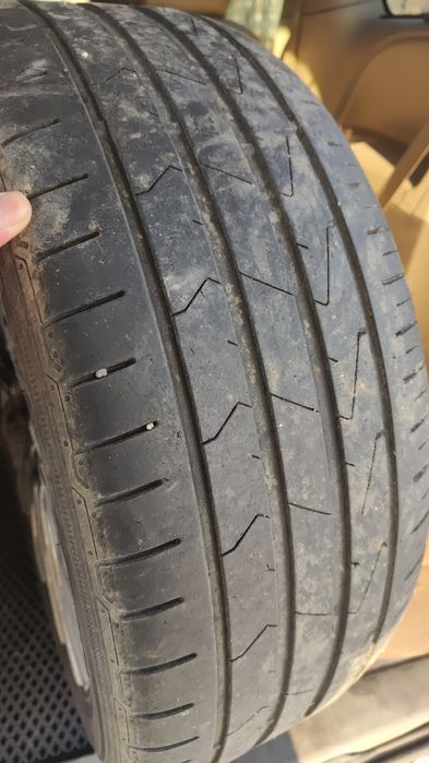 Продам комплект летних шин