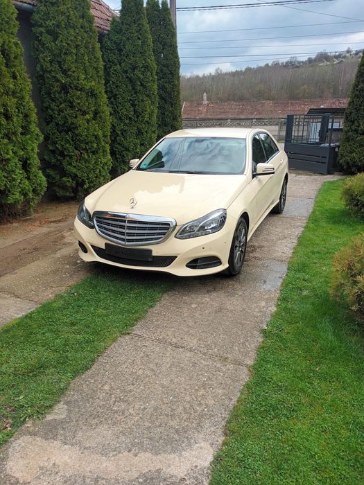 Mercedes Benz e200