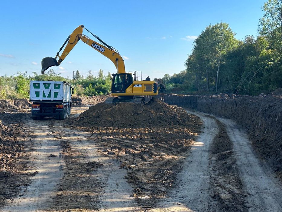 Inchiriere excavatoare /decopertari/sapaturi