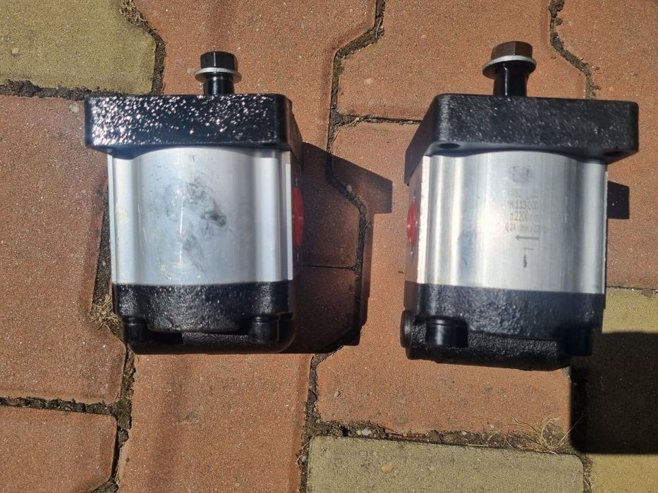 Pompa hidraulica PH113 stanga, dreapta cu supapa ,debit marit 220 bar