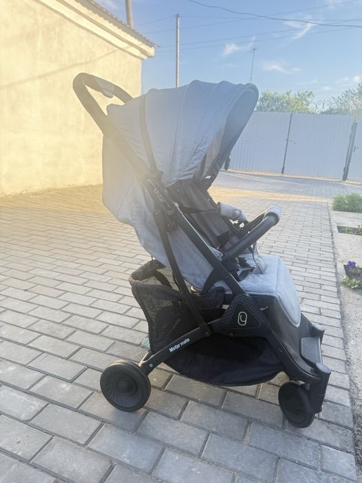 Продам коляску прогулочную