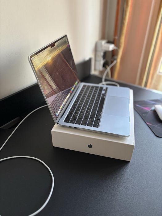Macbook air 13, 16 Gb,