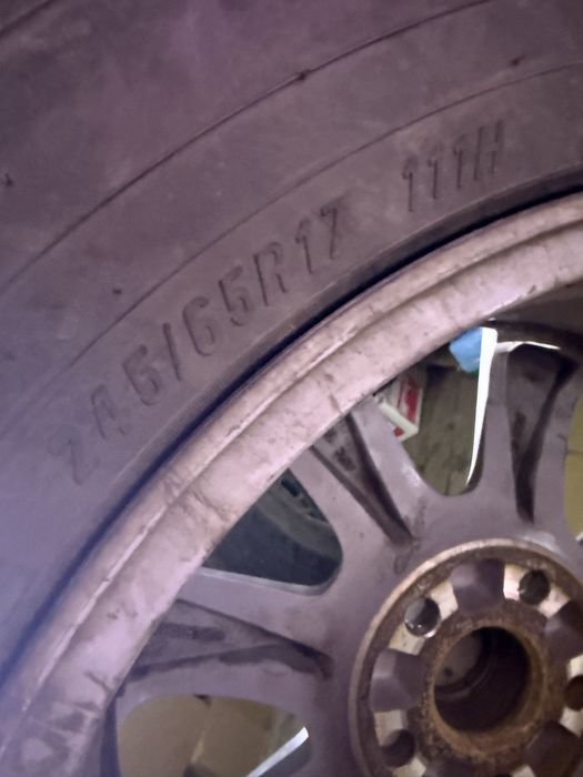 Резина с дисками стояли на хайландре