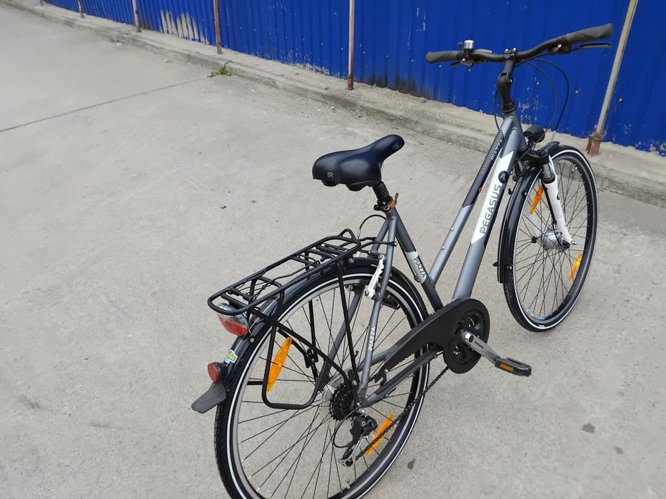 Vând bicicleta Pegasus din aluminiu pentru damă