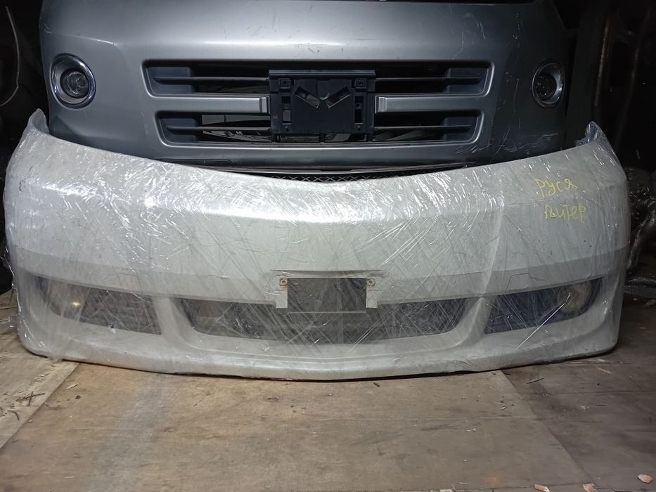 Передний бампер Toyota Alphard 10 кузов