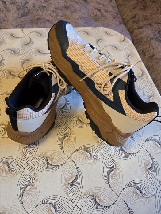 Чисто нови Мъжки обувки 47 номер !!!