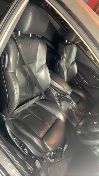 Bmw 630 i pe dreapta
