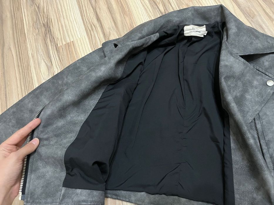 Ветровка эко кожа