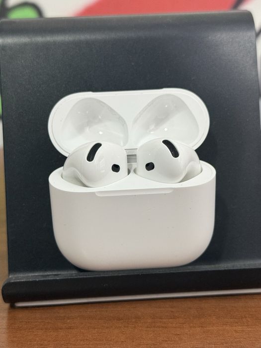 Apple Air pods 4