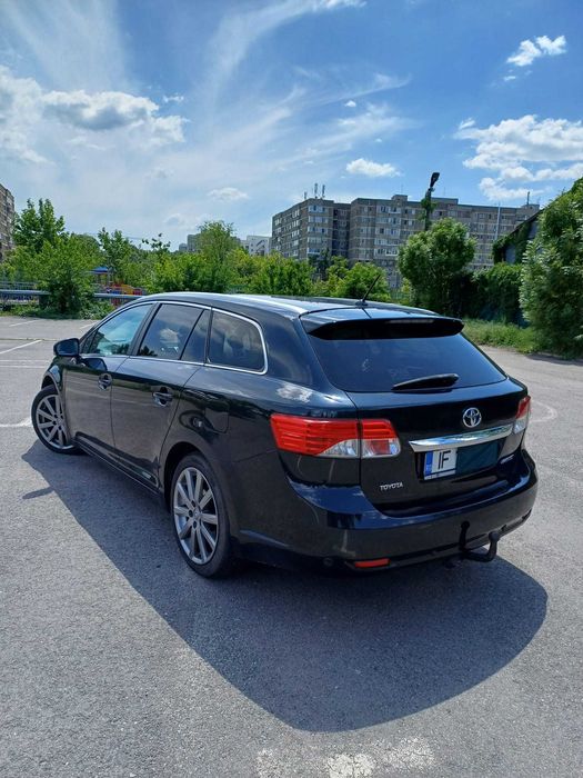 Toyota Avensis automata FULL