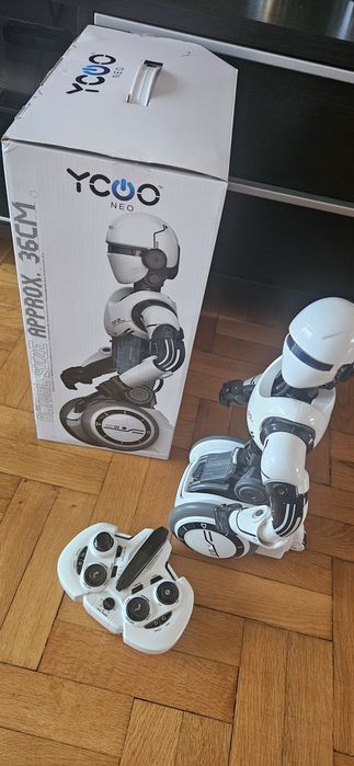 Продавам робот Silverlit YCOO O.P. One.