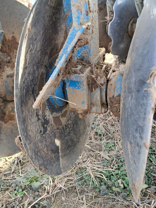 Vînd Disc de 3,2 metri Italian