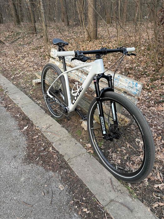 Cube Reaction C:62 карбоново колело