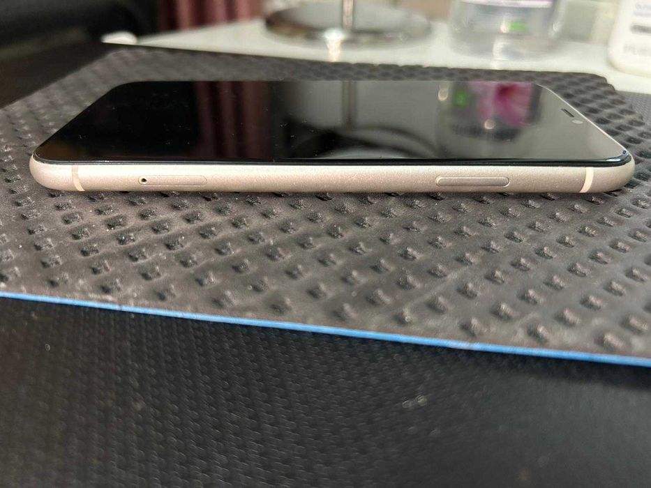 iphone 11 - alb - 64 gb