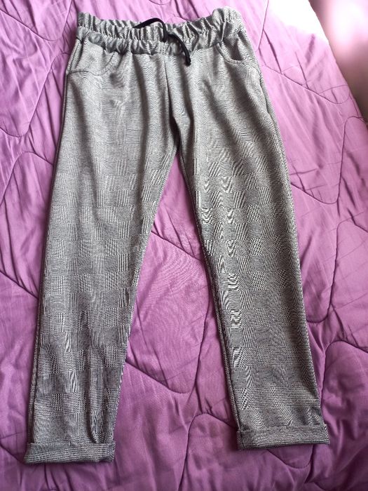 Дамски сив комплект