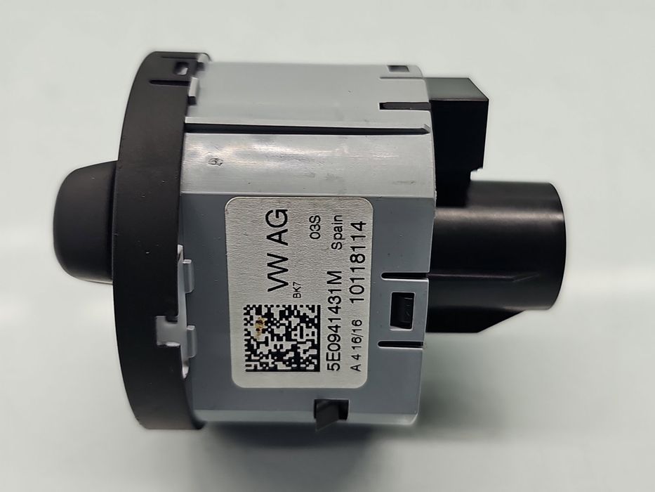 Bloc lumini Skoda Rapid (NH3) [Fabr 2012-2019] 5E0941431M