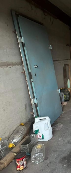 Продам дверь, самовывоз