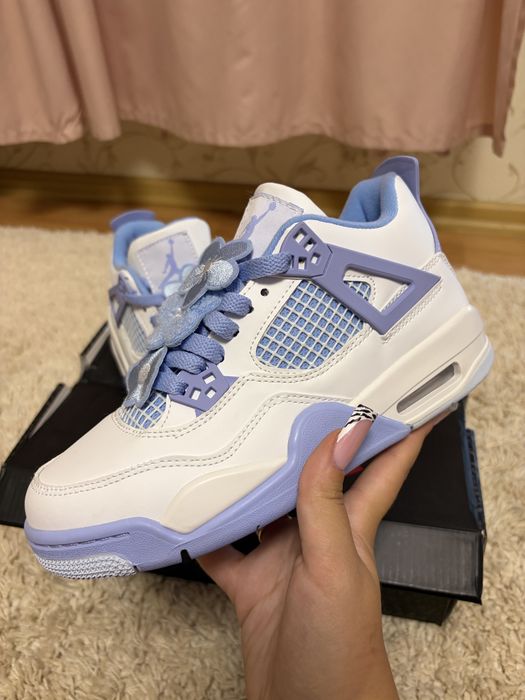 Jordan 4 Retro Forget Me Not