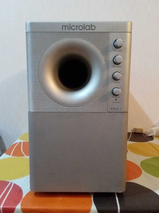 Сабвуфер Microlab X3. 2.1. Колонки. Мощность 100 Ватт. Цена. 15 000 т.