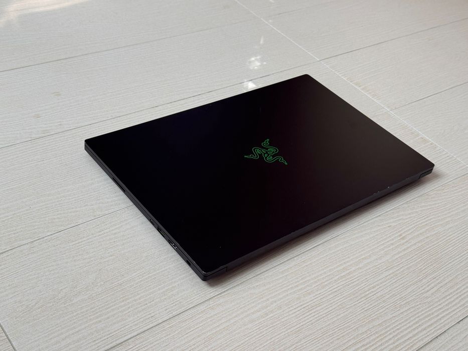 Геймърски Лаптоп 15.6’ QHD 240Hz RTX 4070 8GB Core I7-13800H Razer Blade 15 32GB DDR5 1TB SSD