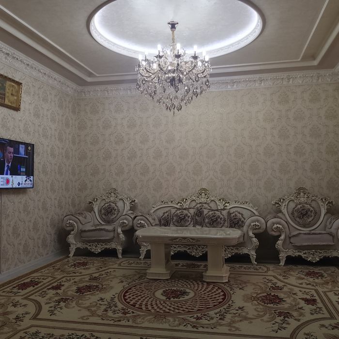 Янги тошми постидан 4км кирганда. Евро ҳовли сотилади.