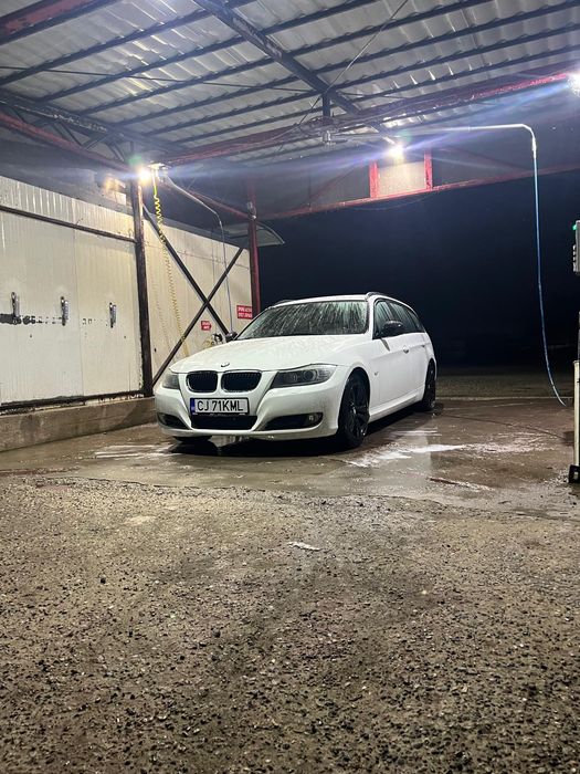 Vând bmw e91 facelift!
