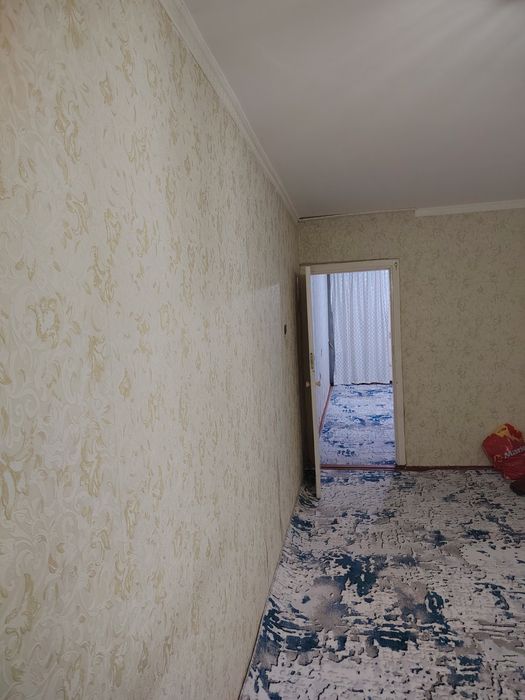 Продаётся 2 ком квартира на 2-этаже. Доканал Сквозная квартира.