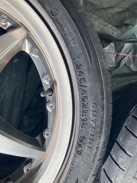 Джанти 18 с летни гуми 5x112