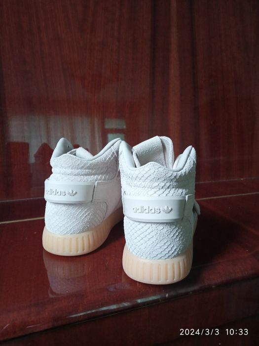 НОВИ Adidas 35 номер