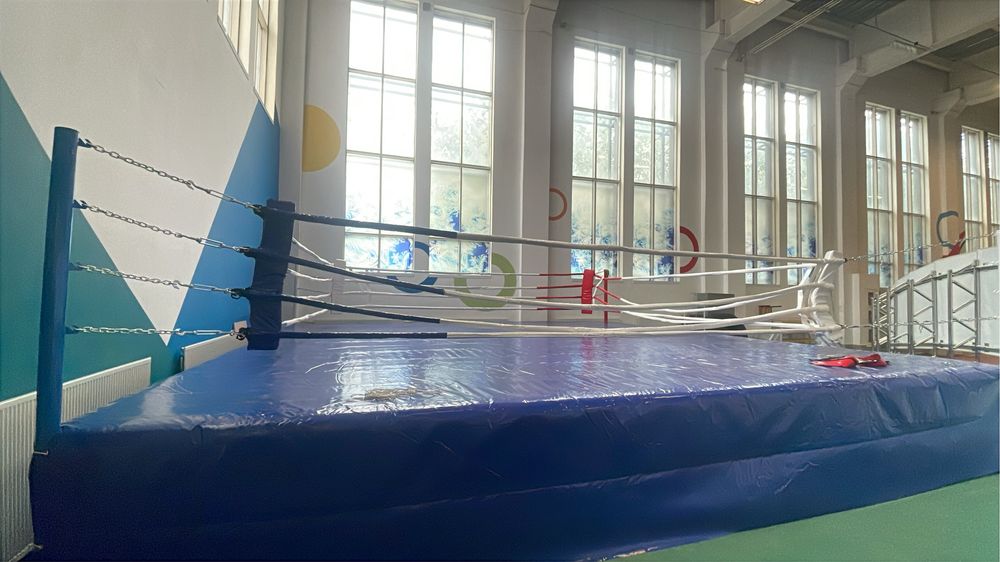 Ринг для бокса и для зала