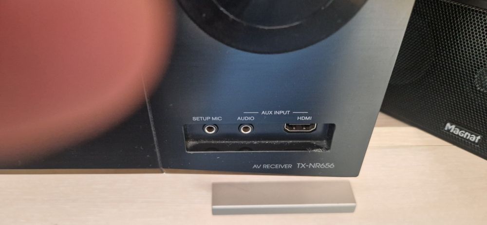 Onkyo txnr 656 като нов