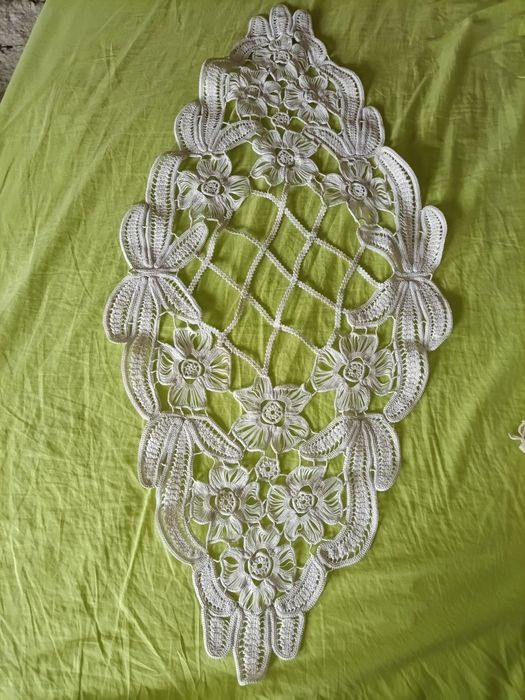 Mileuri din macrame , la cerere trimit poze , sunt mult mai multe