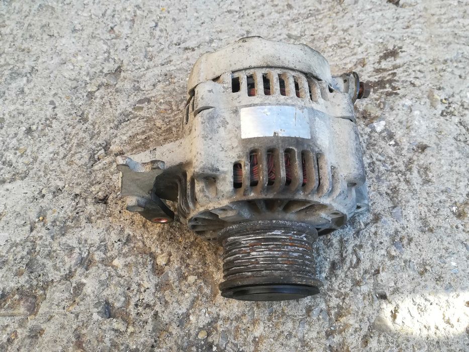 Алтернатор стартер Toyota Hilux 2.5 TD D4D Тойота Хайлукс