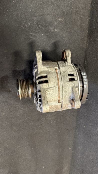 Алтернатор, Динамо / Renaul Scenic  / 1.5DCi/ 106 к.с./ Bosch / Рено