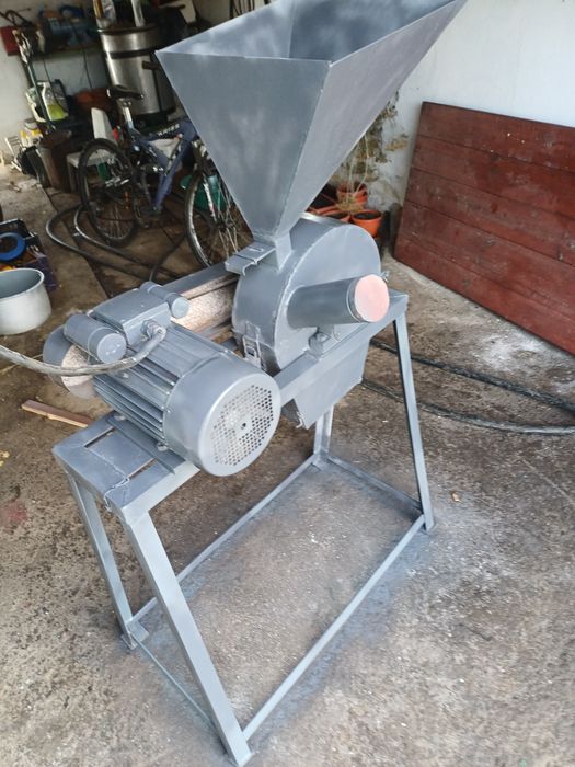 Монофазна фуражомелка