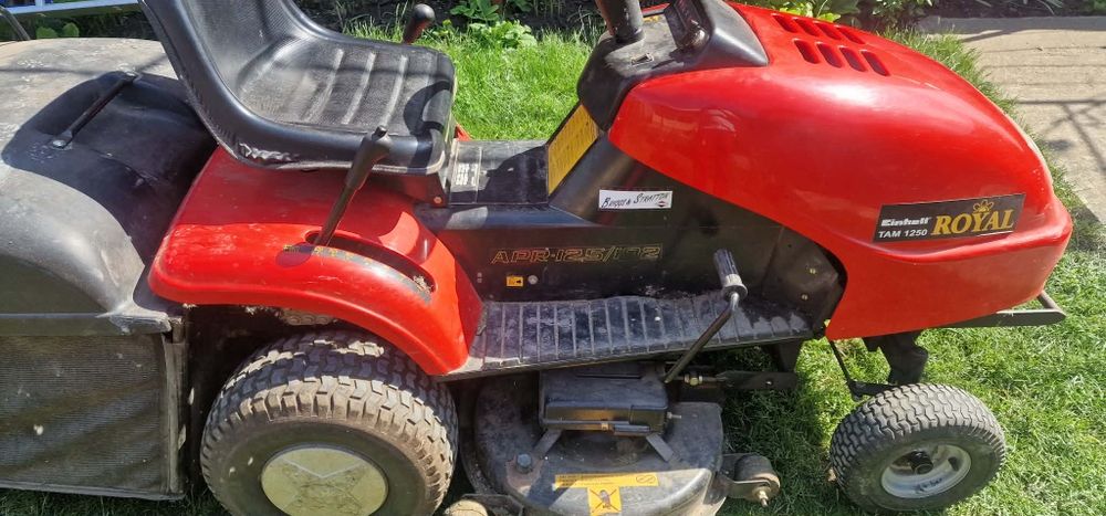 Vand tractorist gazon