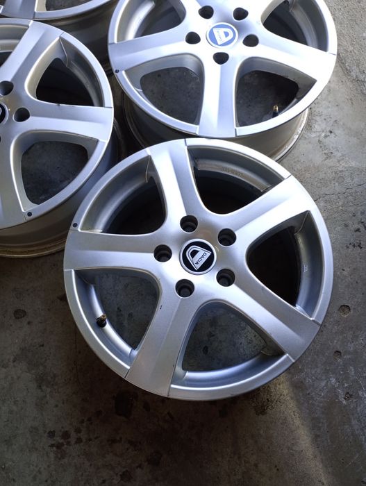 4 jante aliaj 5x114,3 R16  Dacia Duster Renault Megane 3 4 scenic