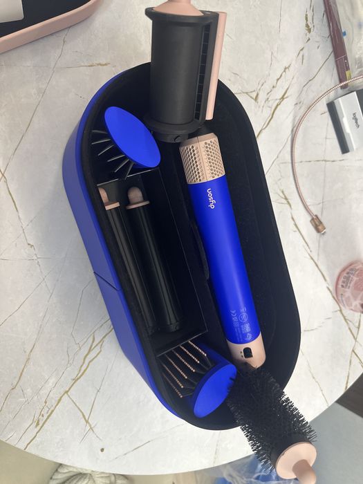 Dyson стайлер с насадками оригинал