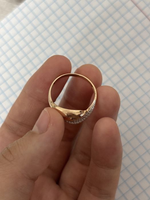 Продам кольцо (золото585) 2,25грамм