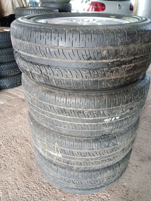 Хюндай оригинални джанти със летни  гуми 235/65/17 7J ET41 5x115 цо67