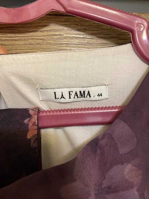 Продаётся женское платье