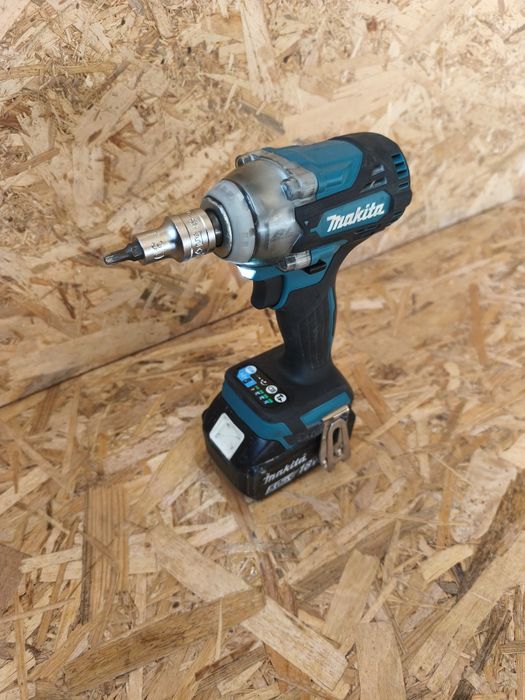 Bormașină impact Makita DTW301